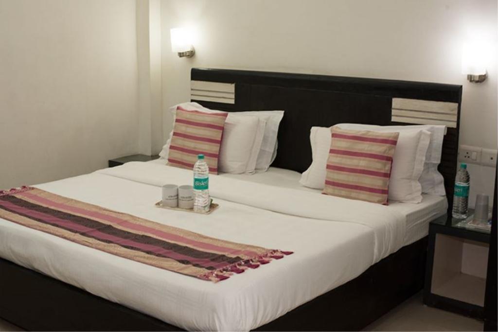 Aura Suites Gurgaon Exterior foto