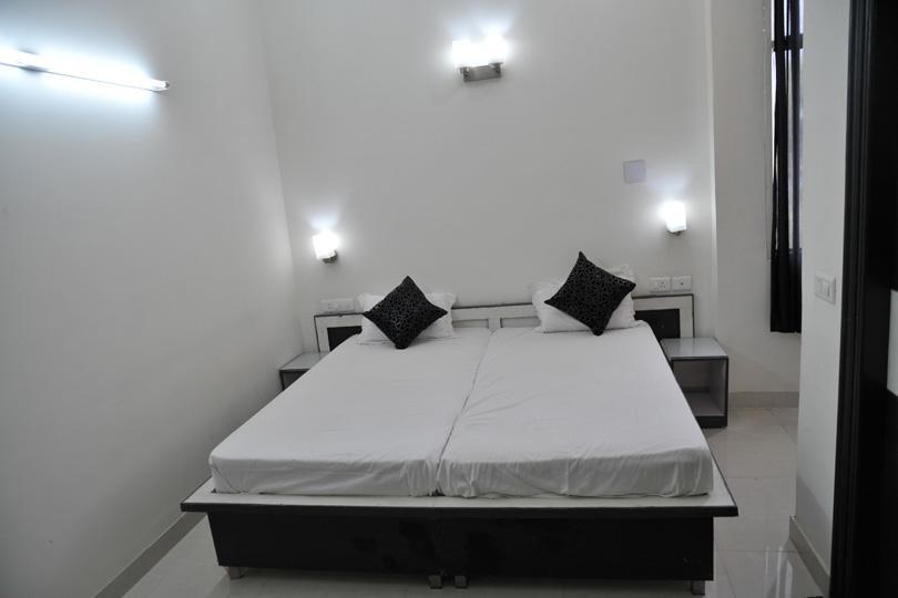 Aura Suites Gurgaon Exterior foto